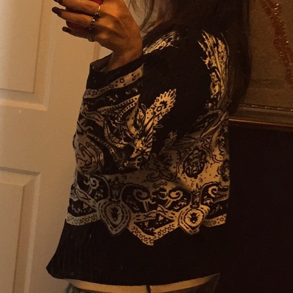 Pierri New York plus VNeck B&W washable cardi - Picture 8 of 8